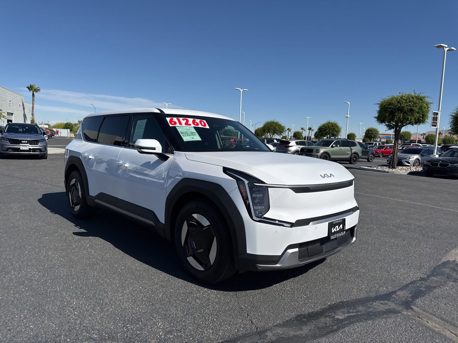 Used 2026 Kia EV9 Light image 3