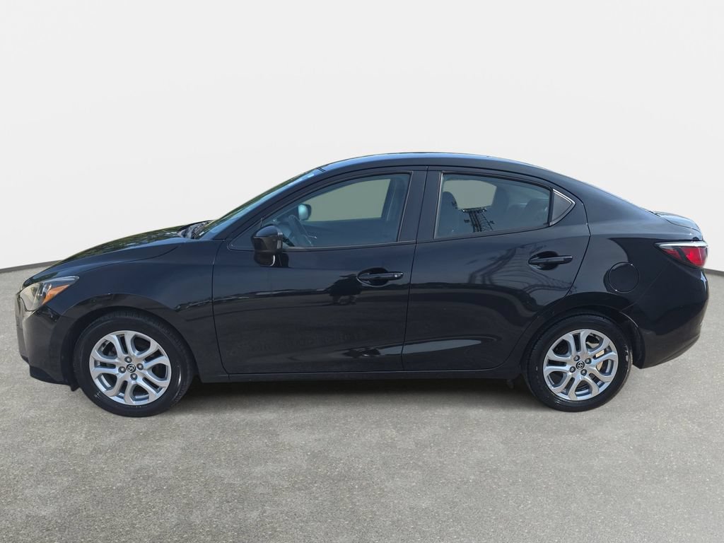 Used 2016 Scion iA FWD image 8