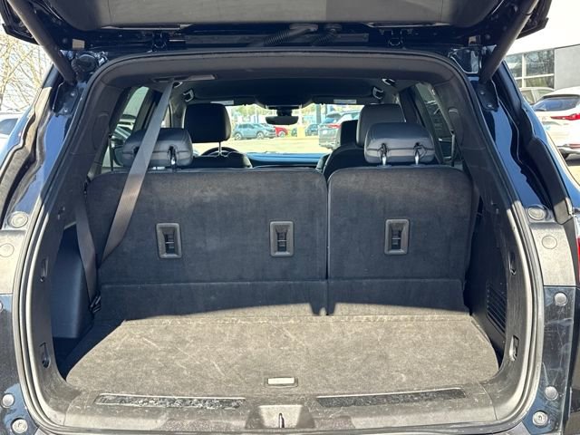 Used 2024 Buick Enclave Premium image 13