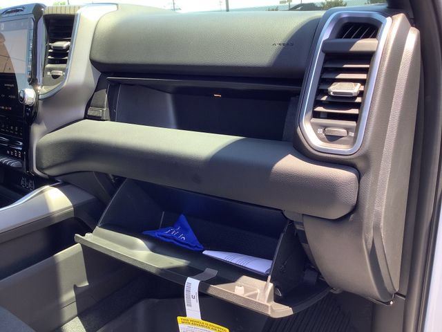 New 2026 RAM 3500 Big Horn AWD/4WD image 45