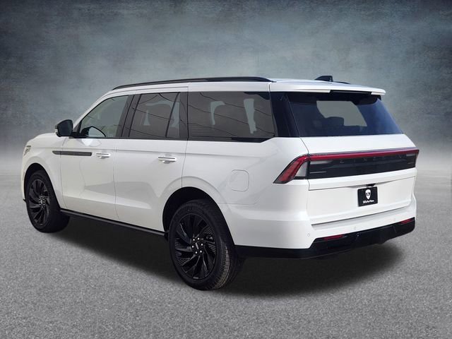 New 2026 Lincoln Navigator Reserve w/ Jet Appearance Package image 5