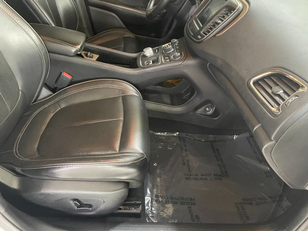 Used 2016 Chrysler 200 C w/ Premium Group image 27