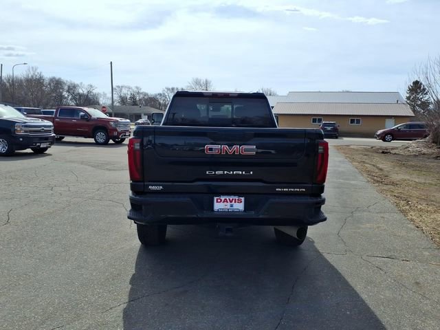 Used 2025 GMC Sierra 3500 Denali w/ Technology Package AWD/4WD image 4