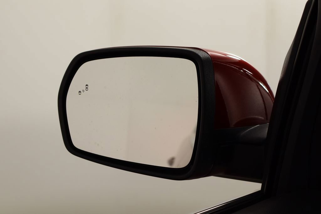 Used 2022 Ford Edge Titanium image 40