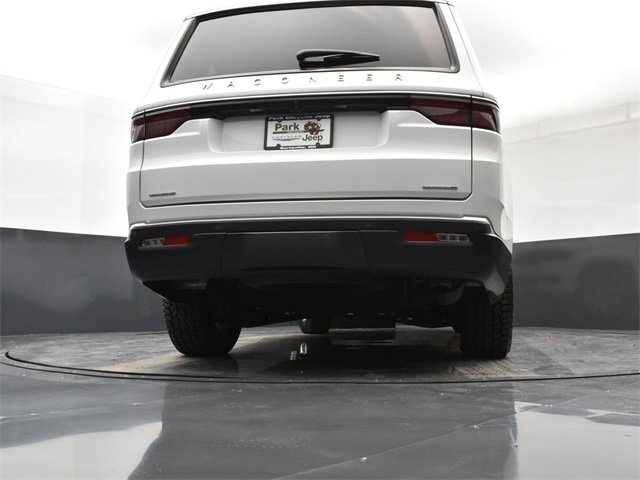 Used 2022 Jeep Wagoneer Series I image 23