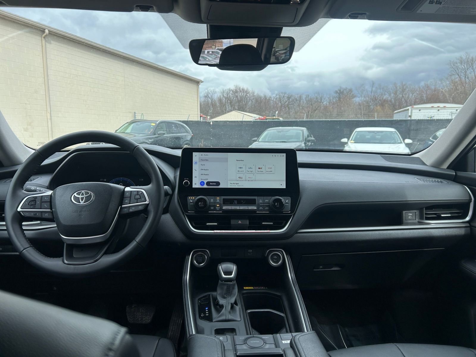 Used 2025 Toyota Grand Highlander FWD image 36