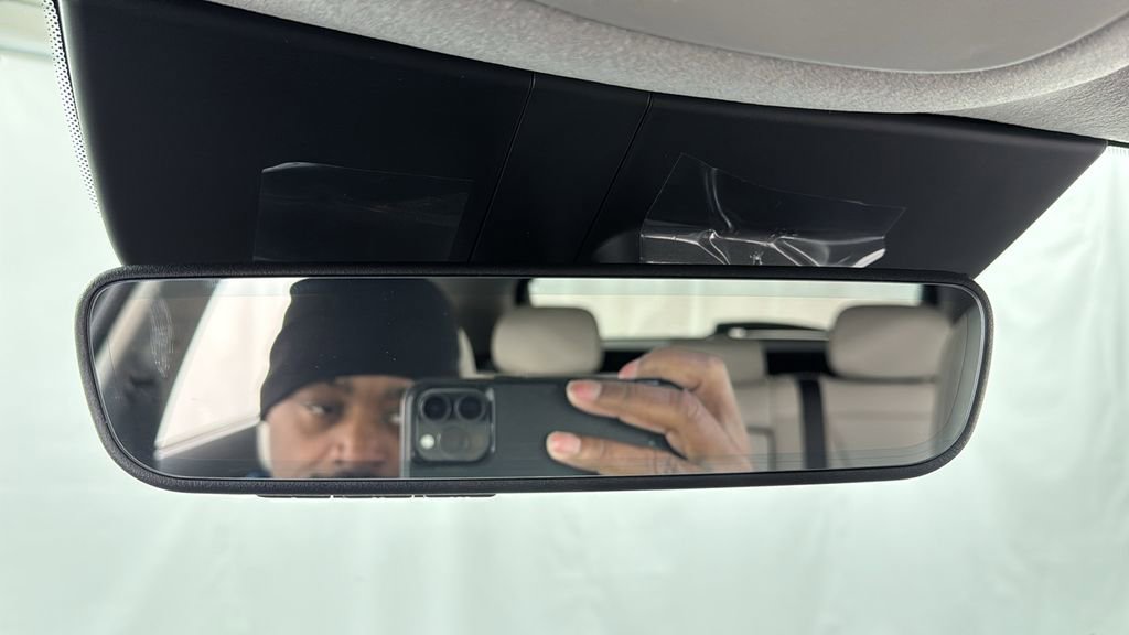 New 2025 Kia Niro EX Touring image 30