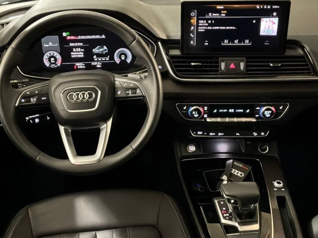 Used 2023 Audi Q5 2.0T Premium Plus w/ Premium Plus Package AWD/4WD image 17