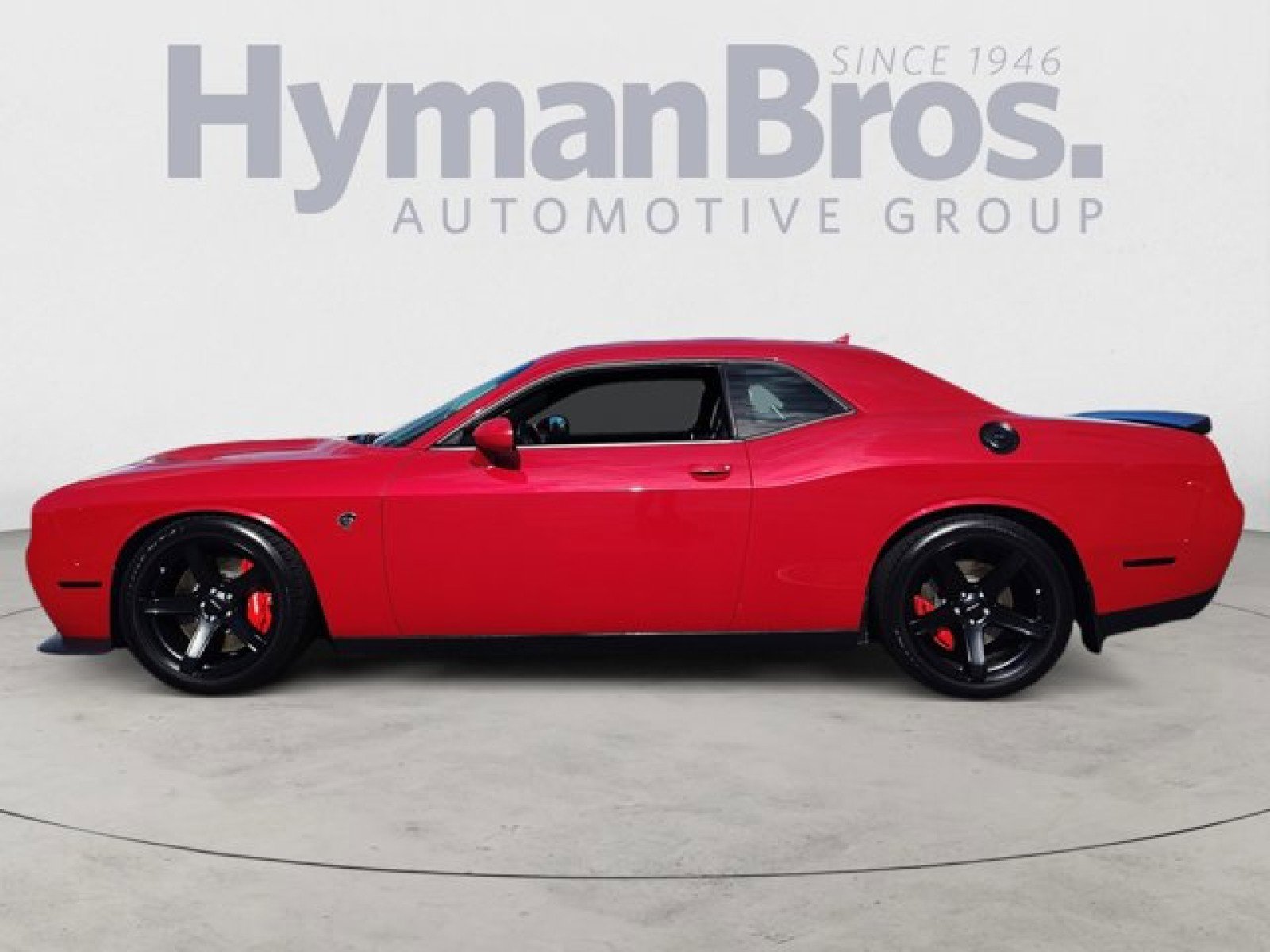 Used 2017 Dodge Challenger SRT Hellcat image 6