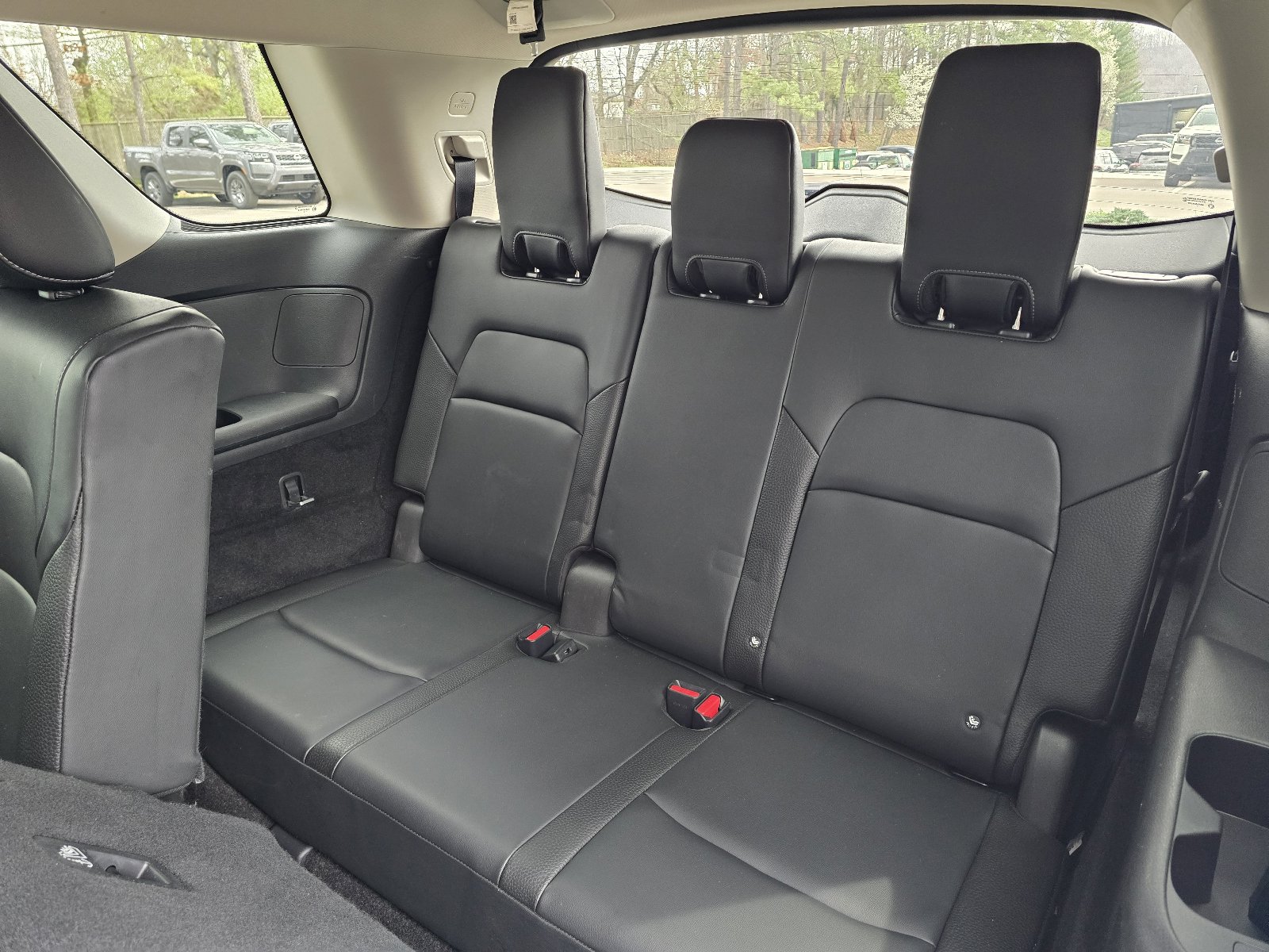 Used 2022 Nissan Pathfinder SL image 10