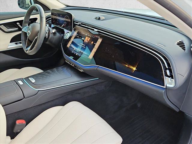 Used 2025 Mercedes-Benz E 450 4MATIC Sedan image 23