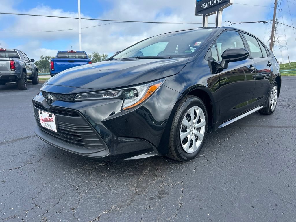 Used 2025 Toyota Corolla LE