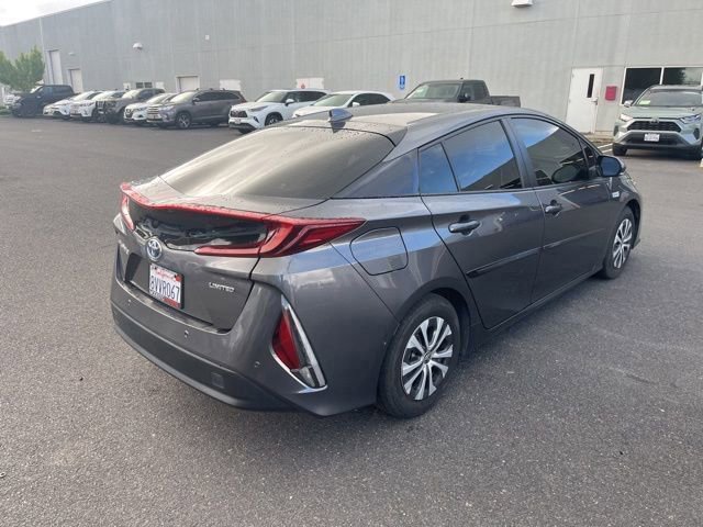 Used 2021 Toyota Prius Prime Limited image 5