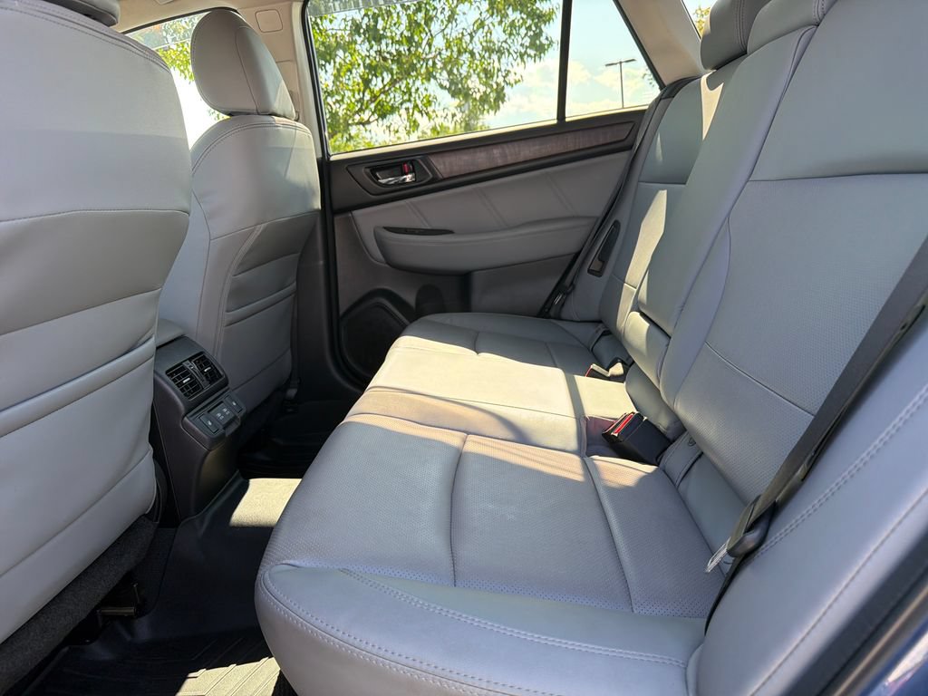Used 2019 Subaru Outback 2.5i Limited AWD/4WD image 25