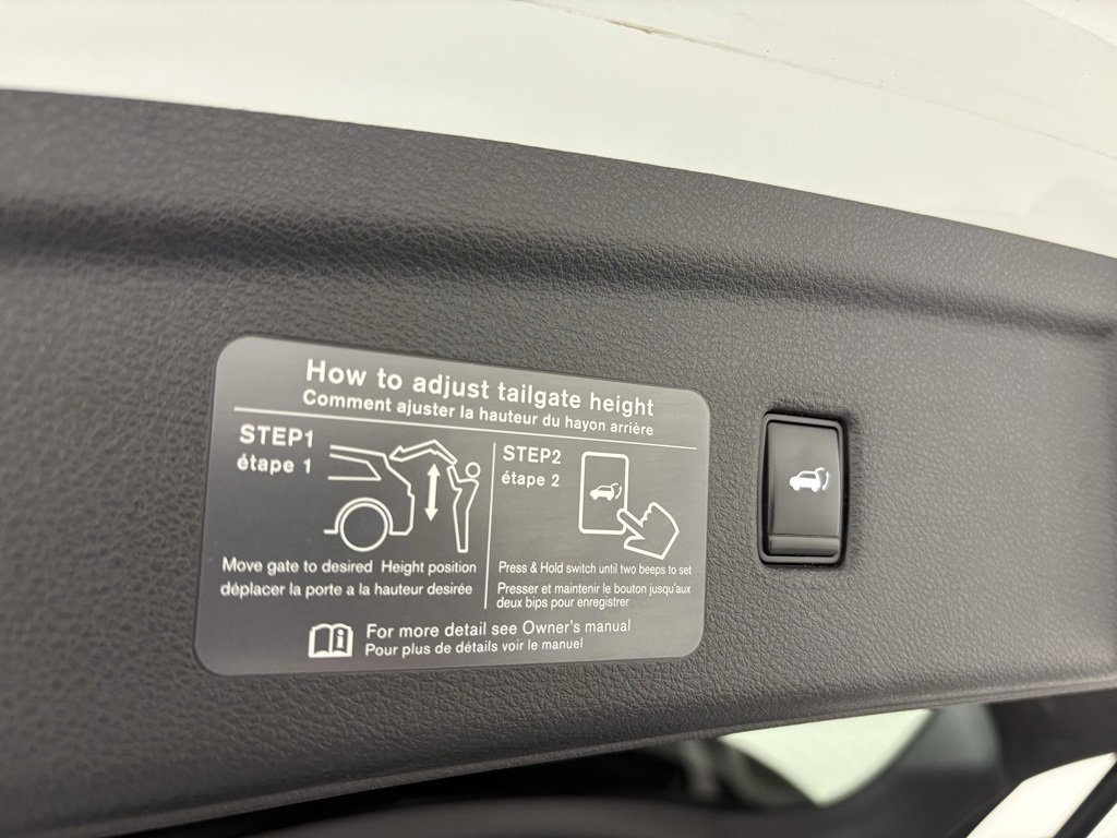 Used 2021 INFINITI QX50 Essential w/ Convenience Package image 38