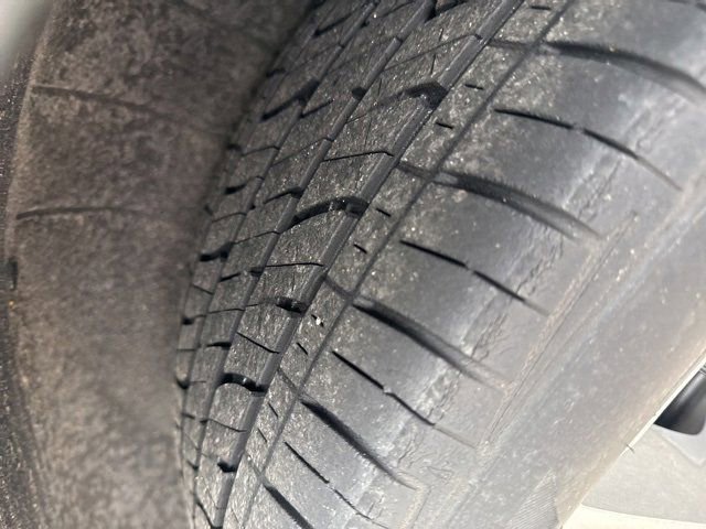 Used 2021 Hyundai Palisade Limited w/ Winter Package image 7