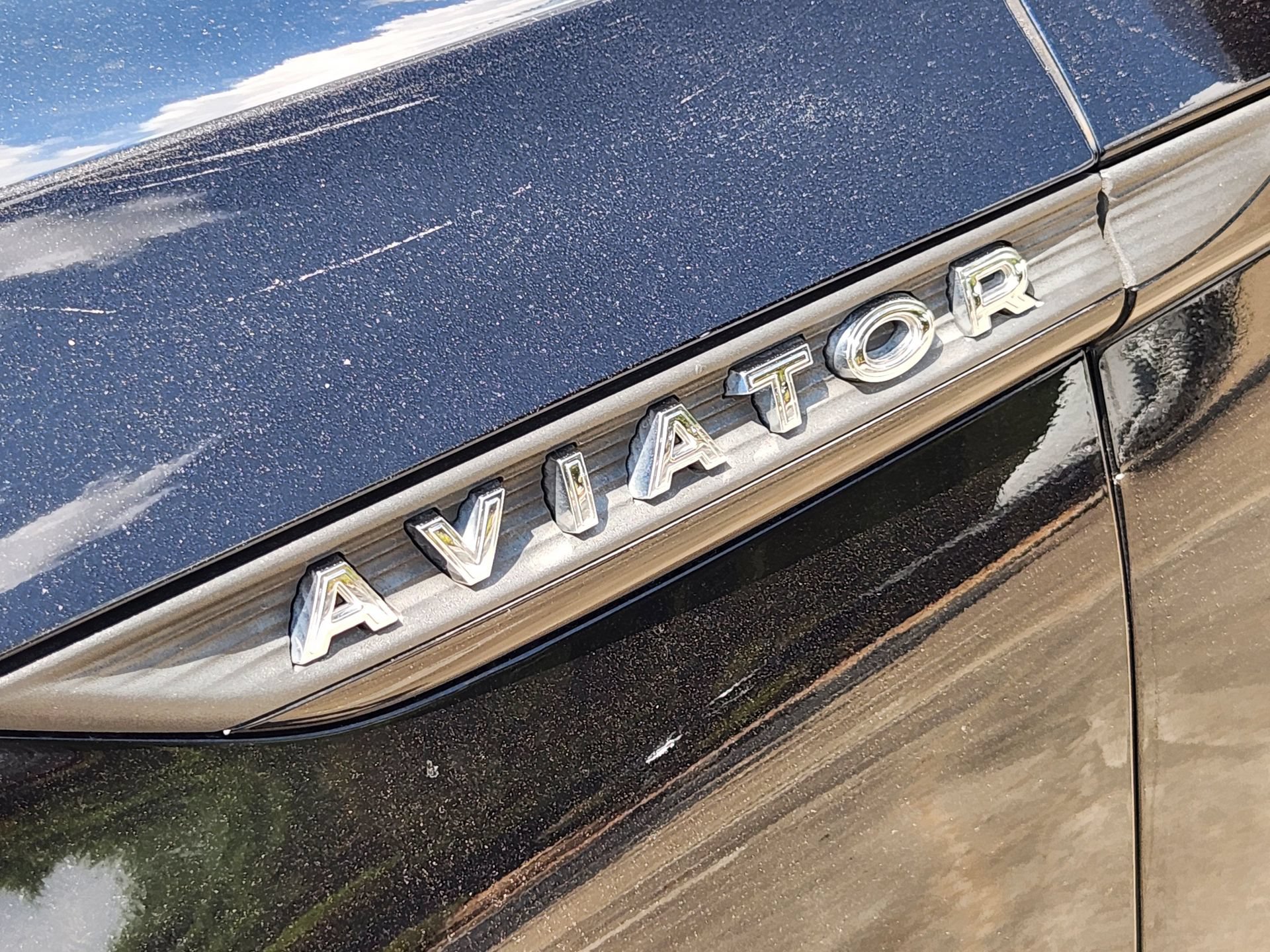 Used 2021 Lincoln Aviator Reserve w/ Equipment Group 201A RWD image 14