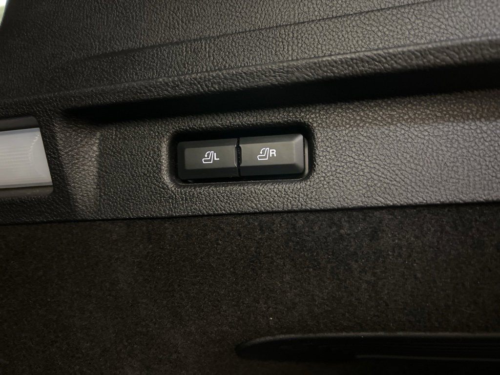 Used 2022 Lincoln Corsair AWD w/ Equipment Group 101A image 36