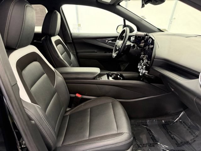Used 2024 Chevrolet Blazer EV LT AWD/4WD image 21