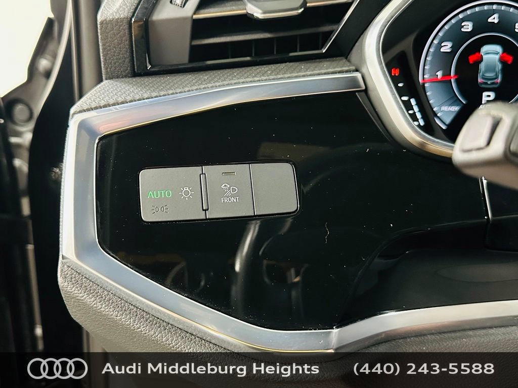 Certified 2023 Audi Q3 2.0T Premium Plus w/ Premium Plus Package AWD/4WD image 18