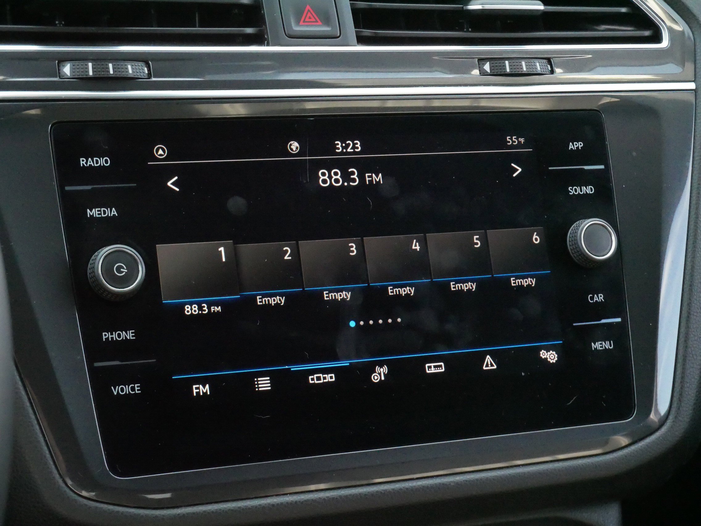 Certified 2023 Volkswagen Tiguan SE R-Line image 22