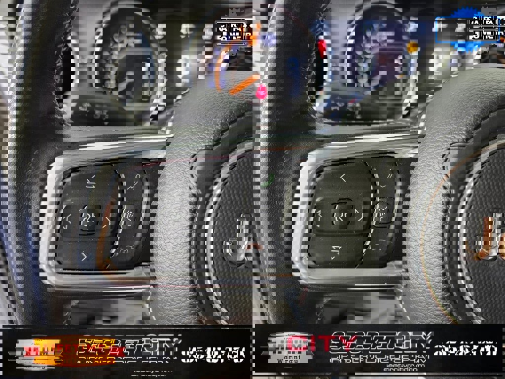 Used 2022 Jeep Wrangler Unlimited Sahara w/ LED Lighting Group image 16