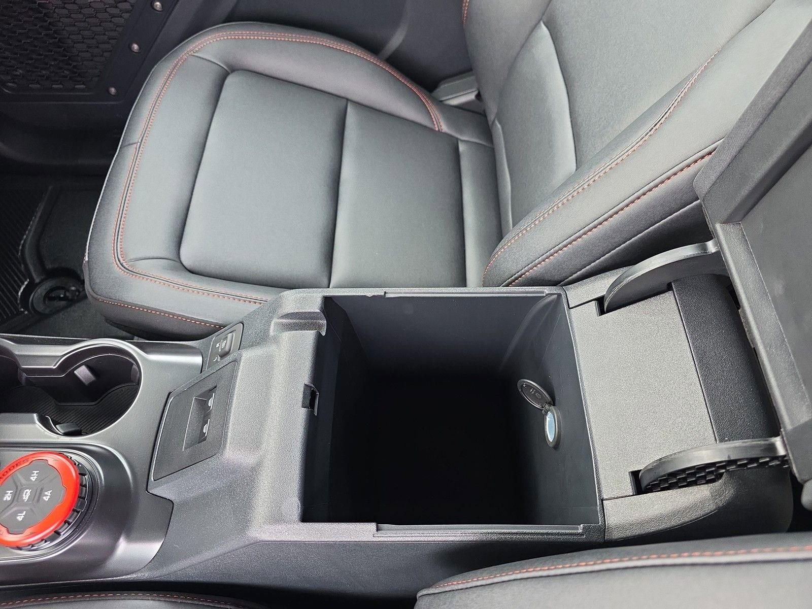 New 2025 Ford Bronco Stroppe Edition image 23