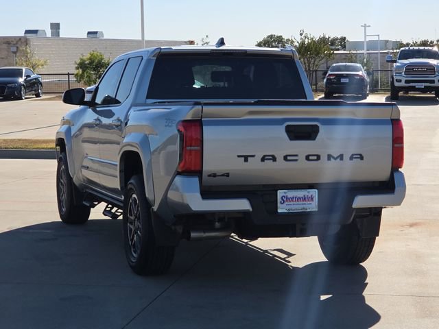 Used 2024 Toyota Tacoma TRD Sport AWD/4WD image 6