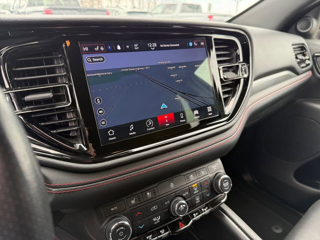 Used 2024 Dodge Durango GT image 18