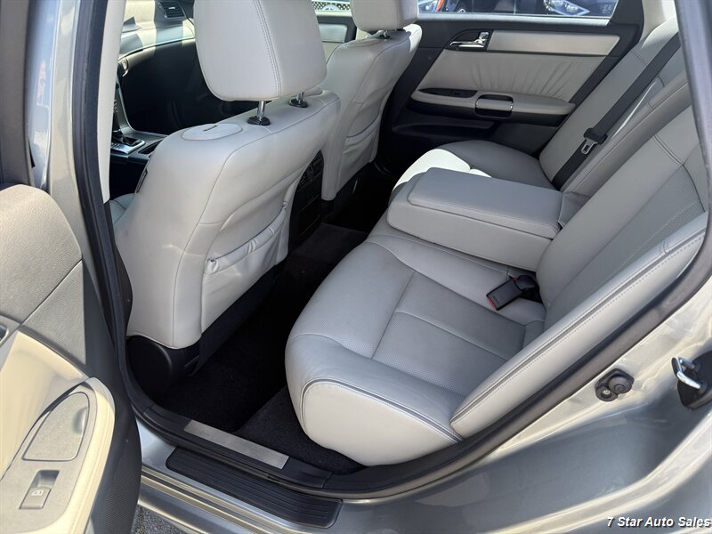 Used 2007 INFINITI M35 w/ Technology Pkg RWD image 15