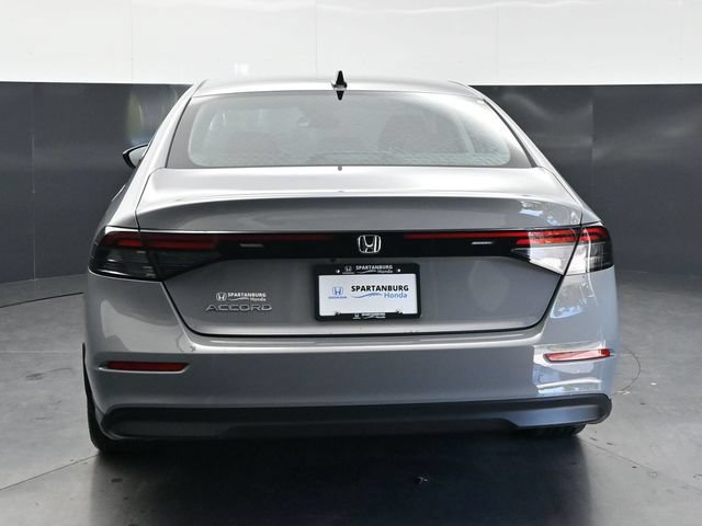 Certified 2025 Honda Accord SE image 6