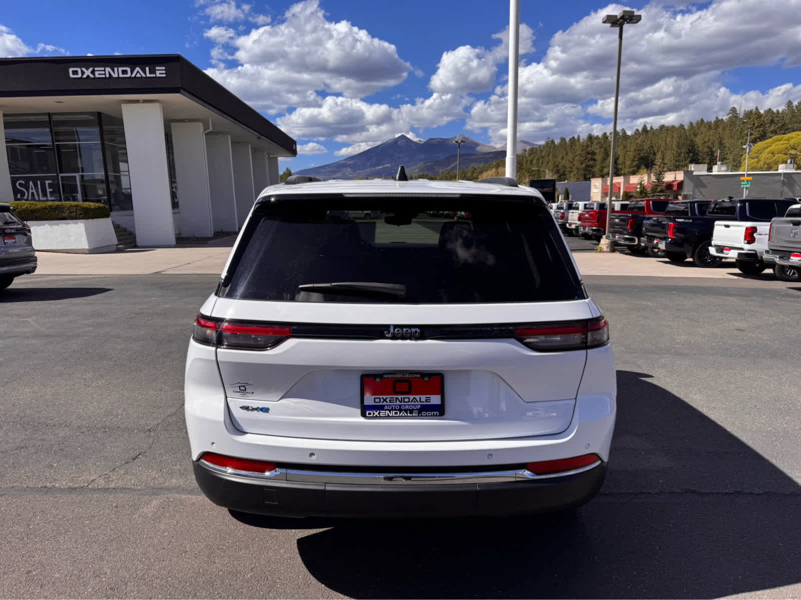 Used 2022 Jeep Grand Cherokee Limited 4xe AWD/4WD image 4