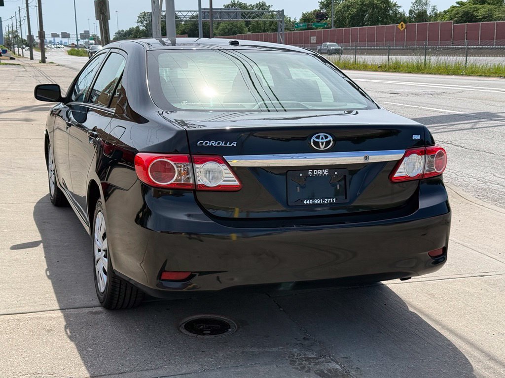Used 2012 Toyota Corolla LE FWD image 9