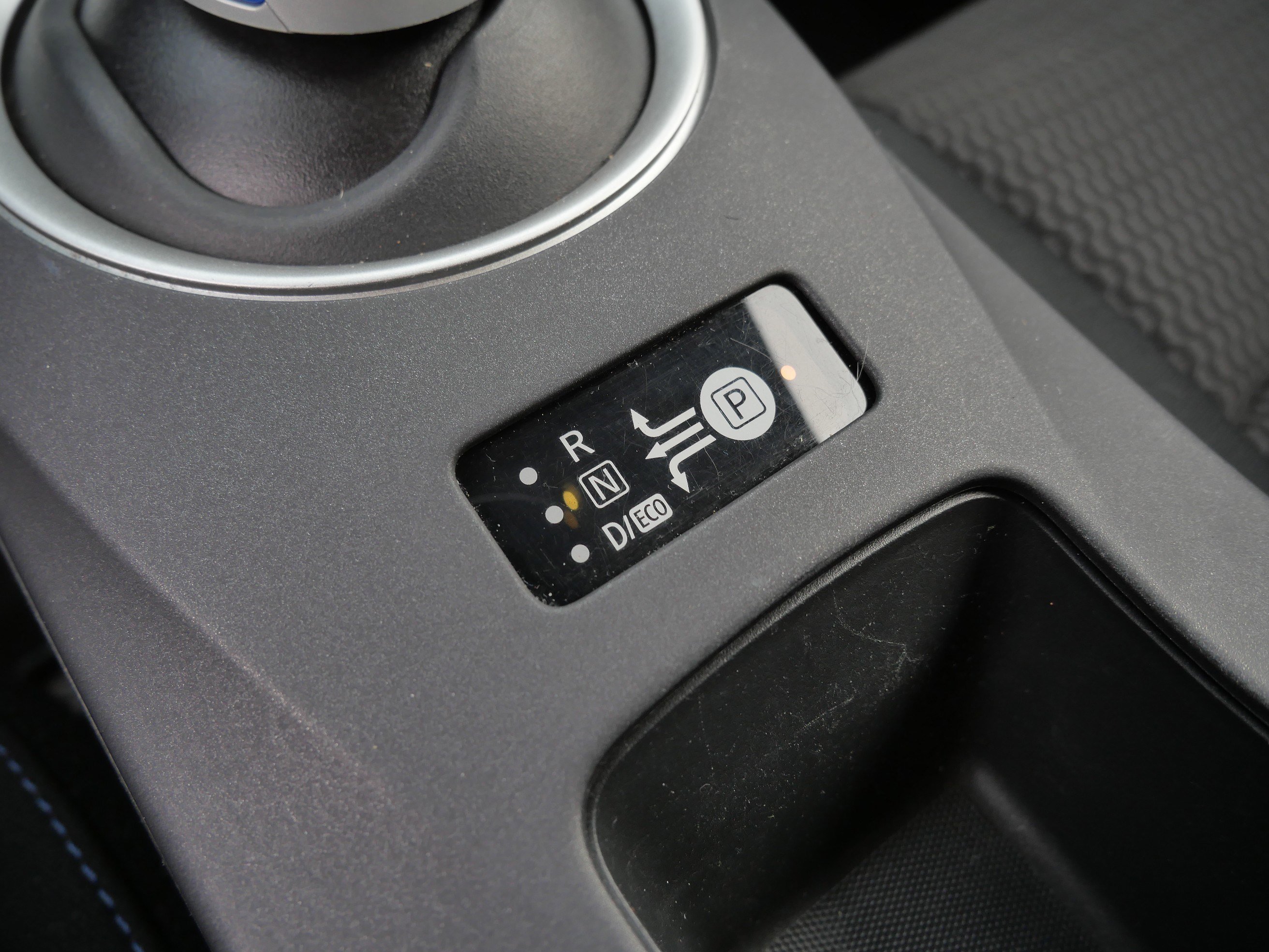 Used 2013 Nissan Leaf S image 29