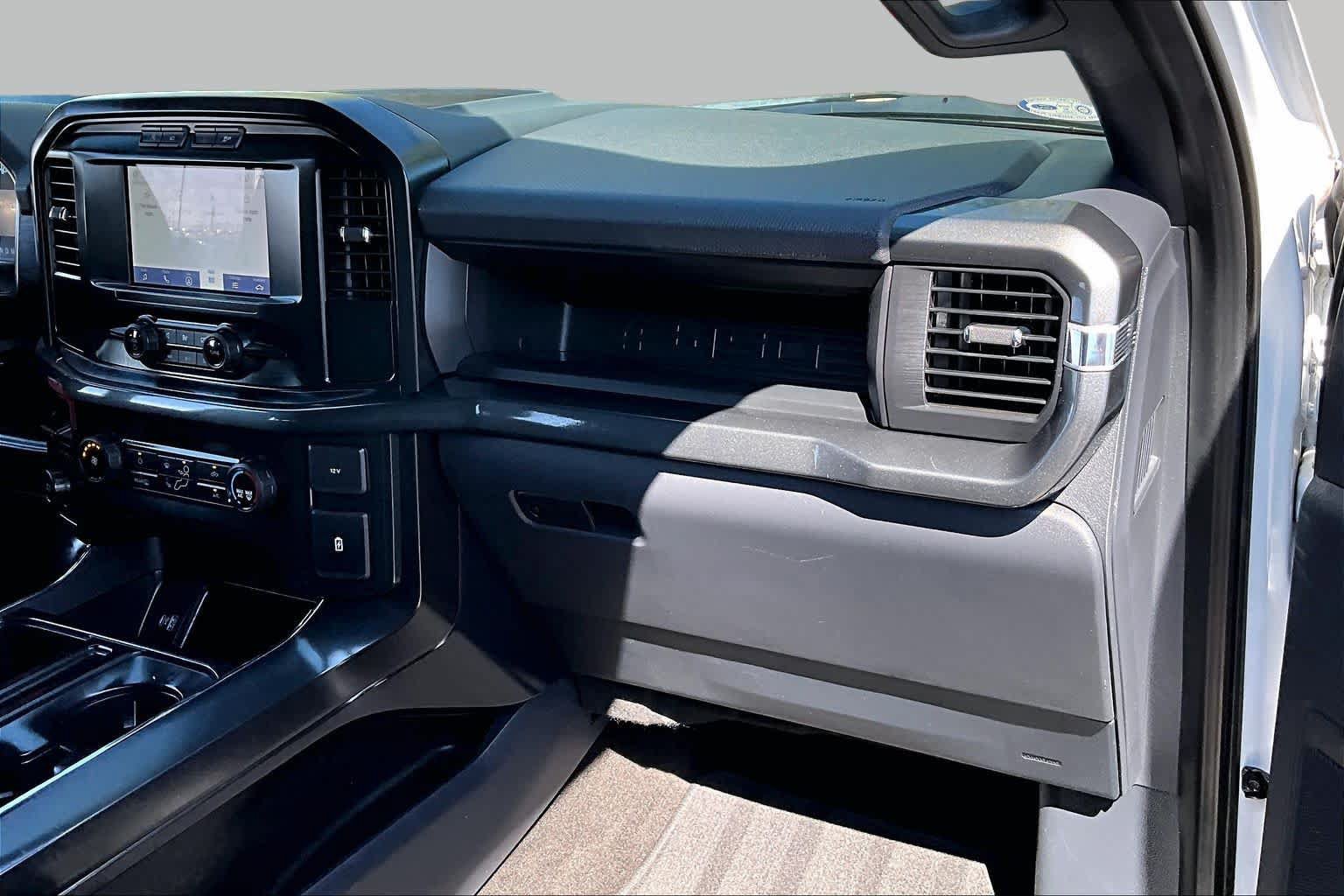 Certified 2022 Ford F150 XL w/ STX Appearance Package RWD image 18
