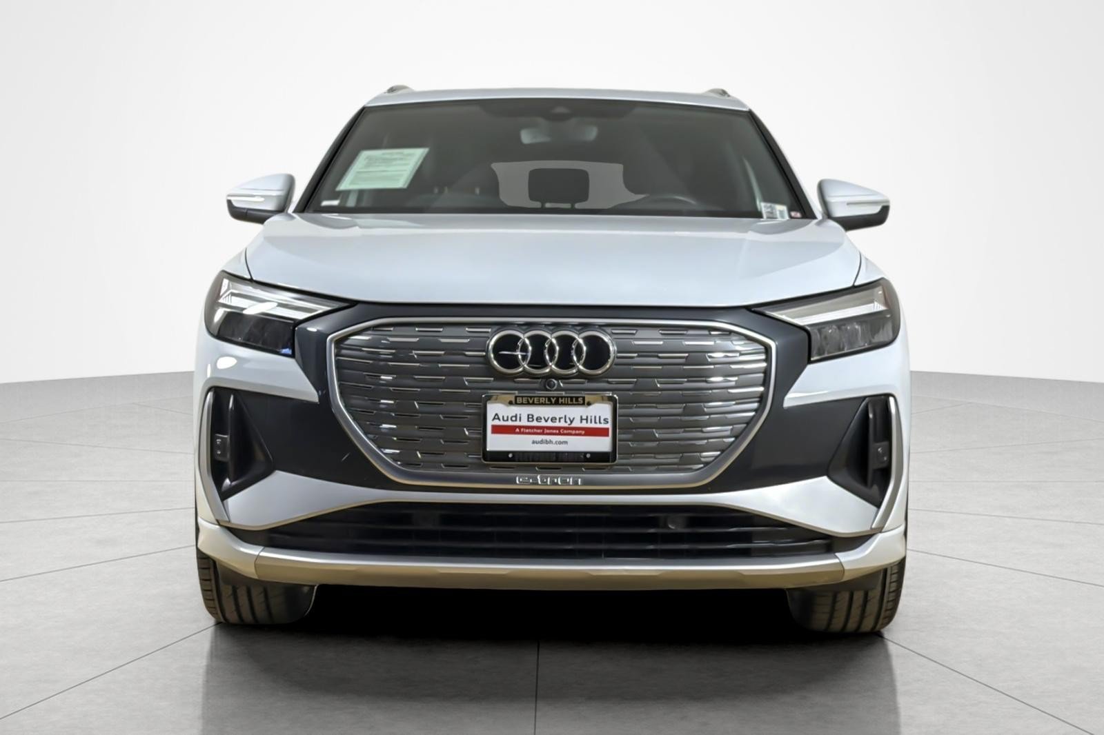 Certified 2023 Audi Q4 e-tron Premium Plus w/ Premium Plus AWD/4WD image 8