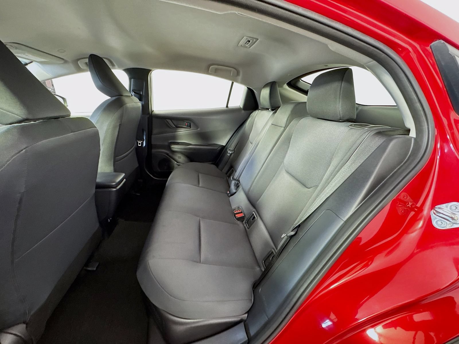 Certified 2023 Toyota Prius LE AWD/4WD image 19