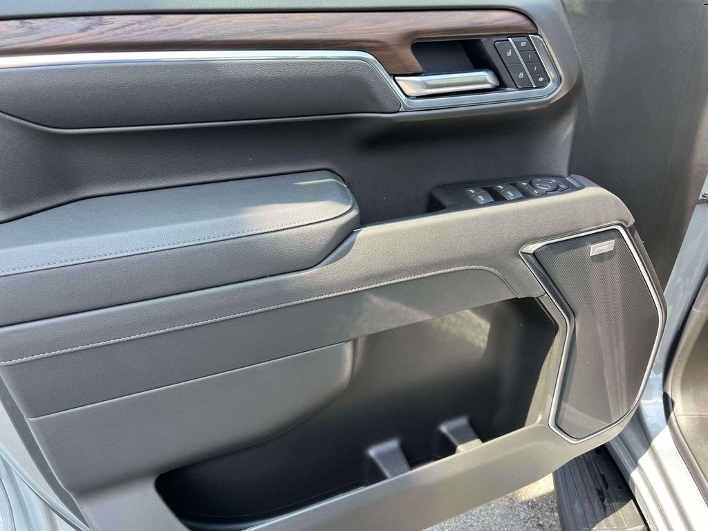 New 2026 GMC Sierra 1500 SLT w/ SLT Premium Package AWD/4WD image 18