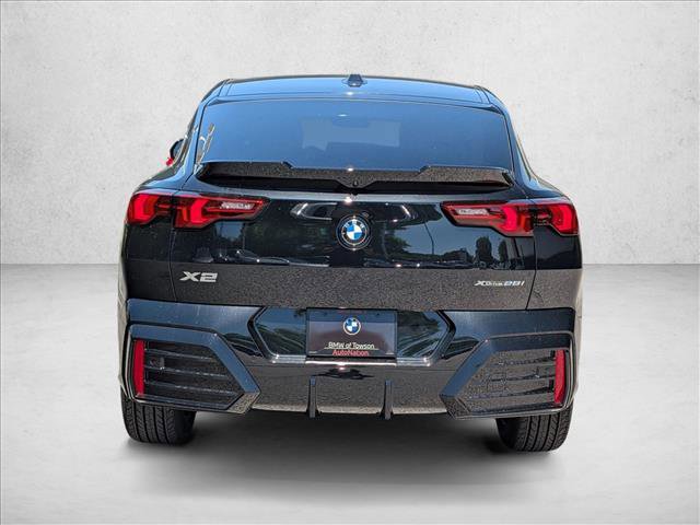 New 2026 BMW X2 xDrive28i AWD/4WD image 8