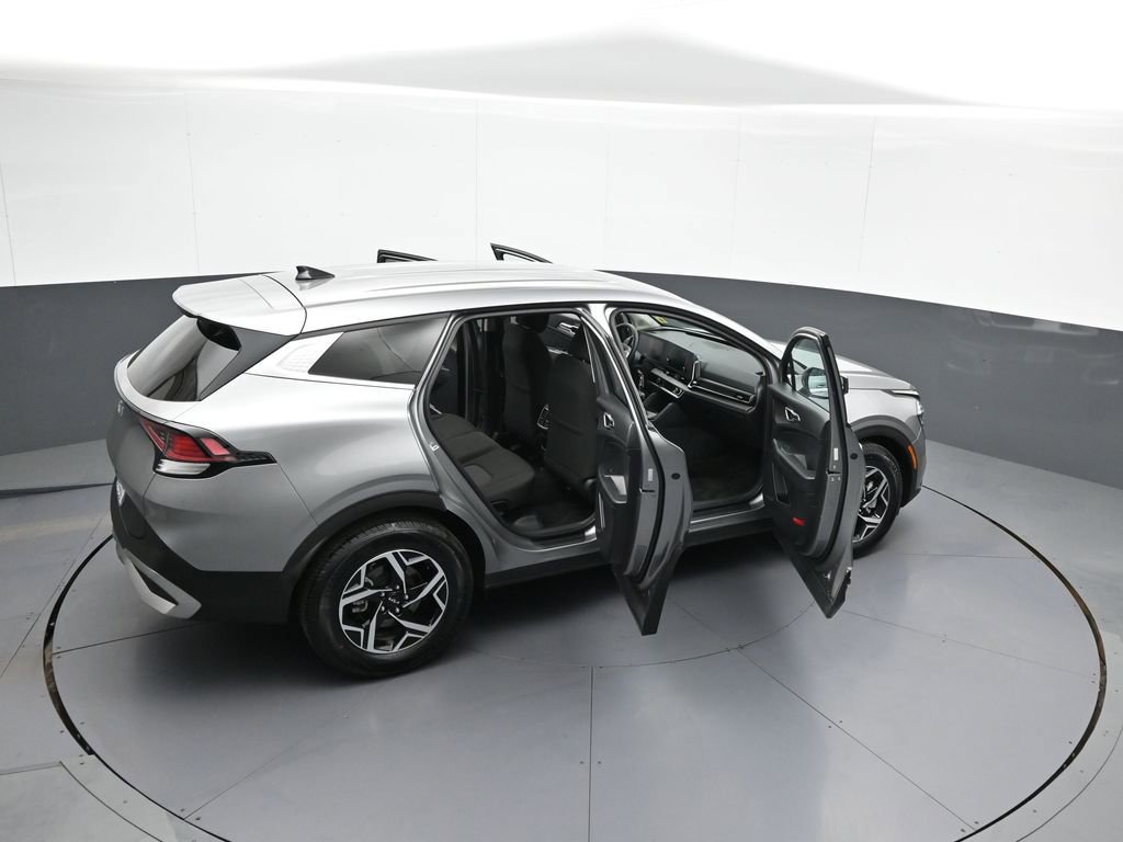 Certified 2025 Kia Sportage LX FWD image 43