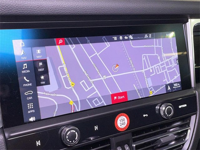 Used 2025 Porsche Macan image 29