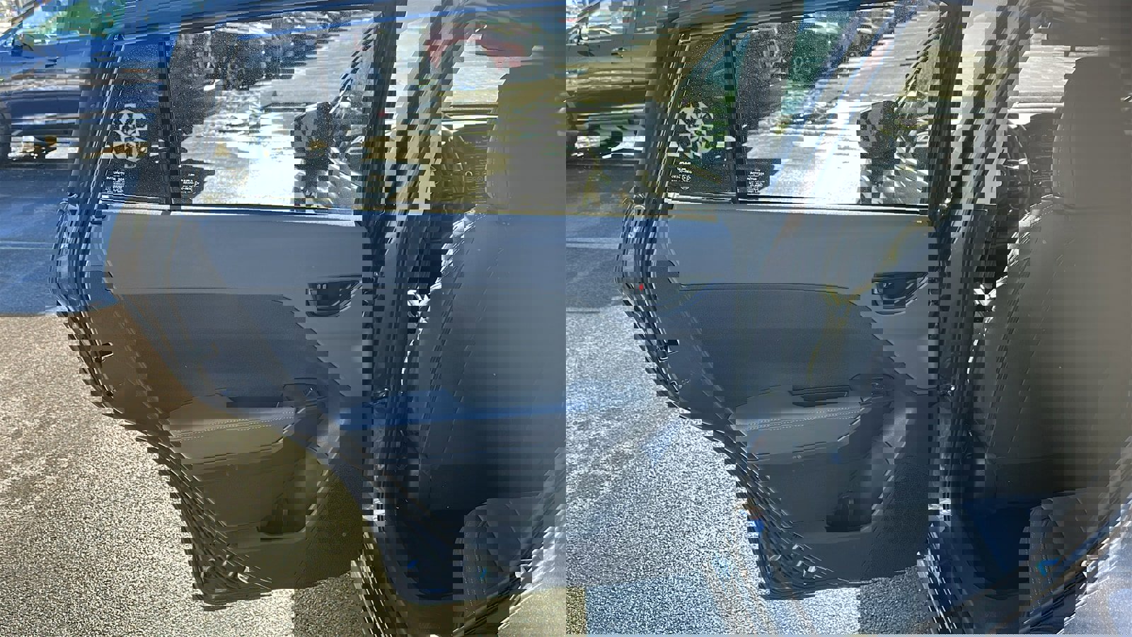 Certified 2025 Subaru Crosstrek 2.0i Premium image 21