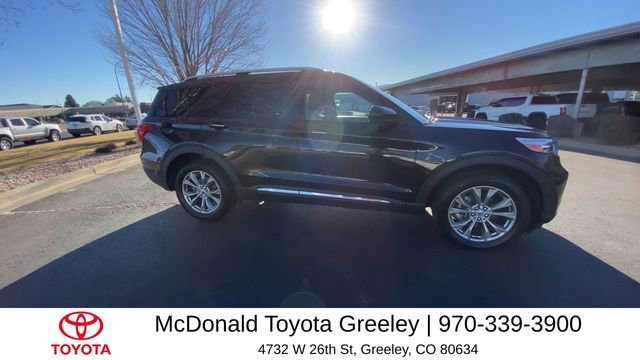 Used 2023 Ford Explorer Limited image 2