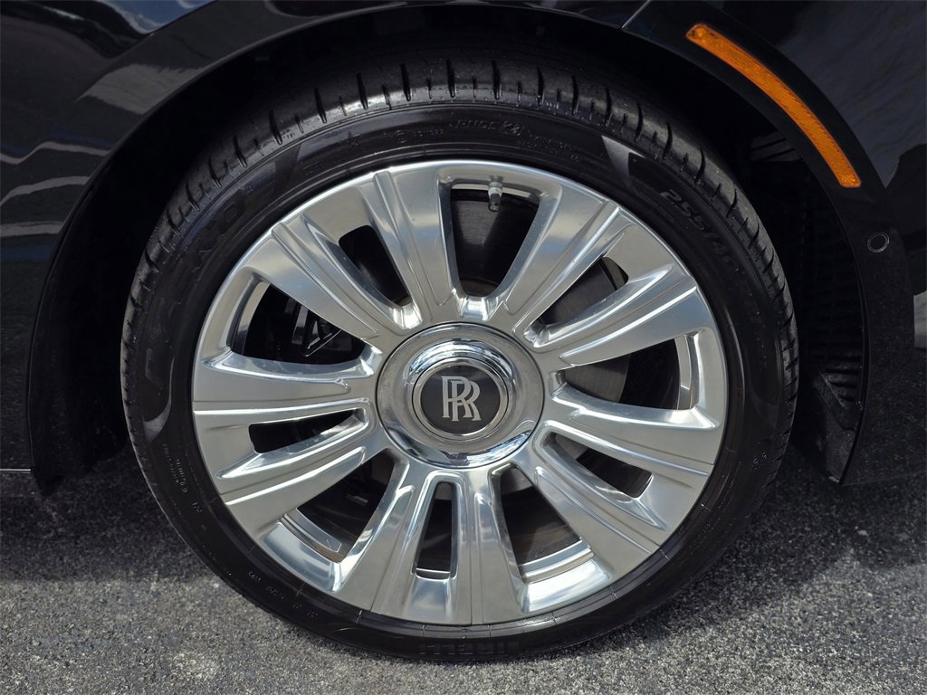 Used 2021 Rolls-Royce Ghost image 11