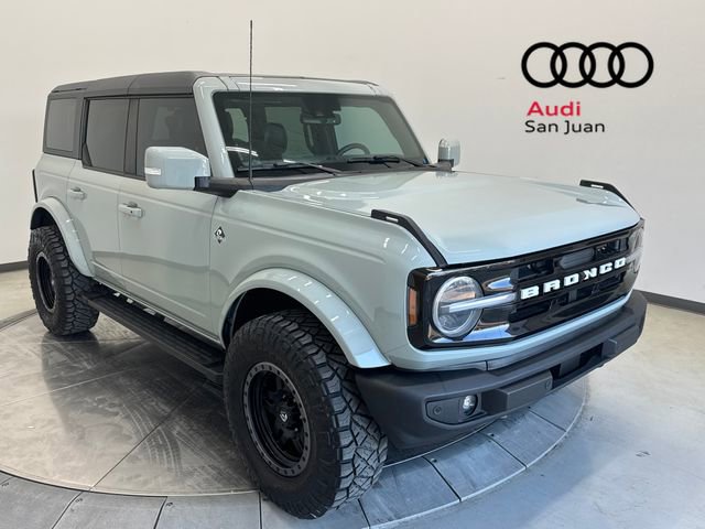 Used 2022 Ford Bronco Outer Banks image 1