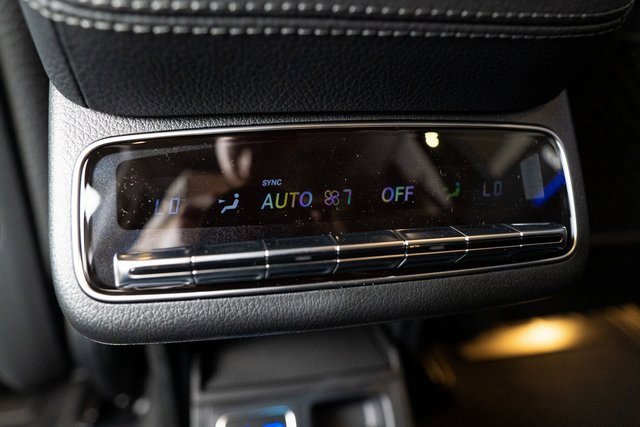 New 2026 Mercedes-Benz GLS 450 4MATIC image 33