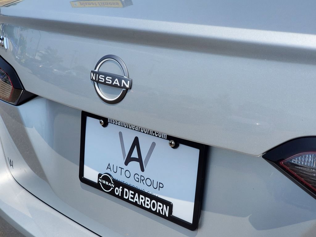 New 2025 Nissan Versa SV w/ Trunk Package image 5