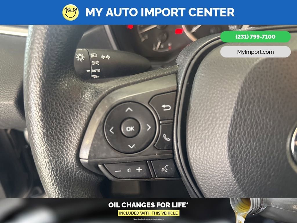 Used 2021 Toyota Corolla LE w/ Carpet Mat Package (TMS) image 16