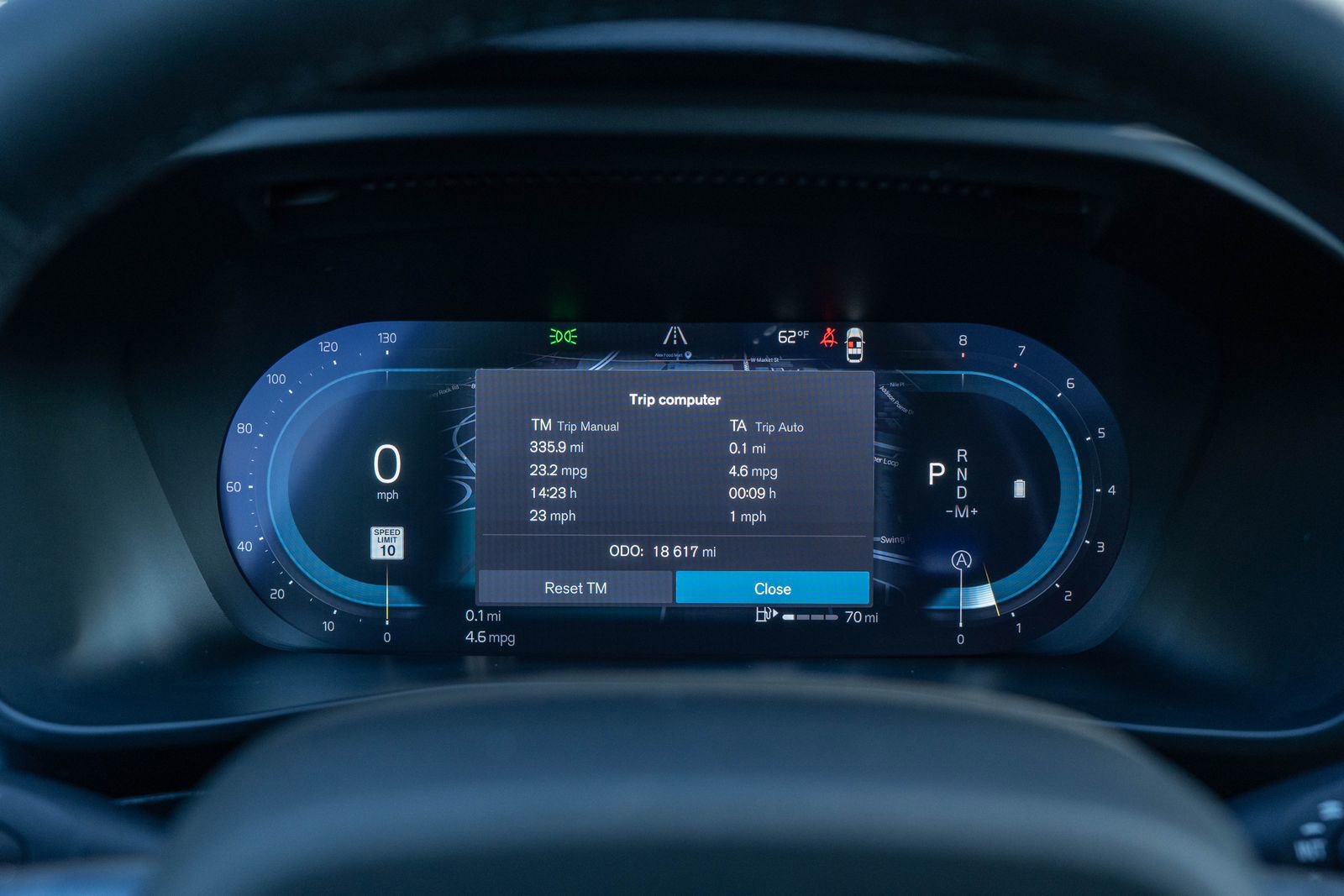 Used 2024 Volvo XC40 B5 Ultimate w/ Protection Package Premier image 22