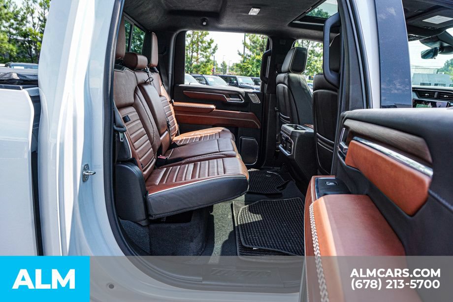 Used 2024 GMC Sierra 3500 Denali Ultimate AWD/4WD image 21